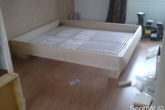 bed005